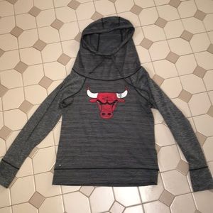Chicago Bulls pullover.